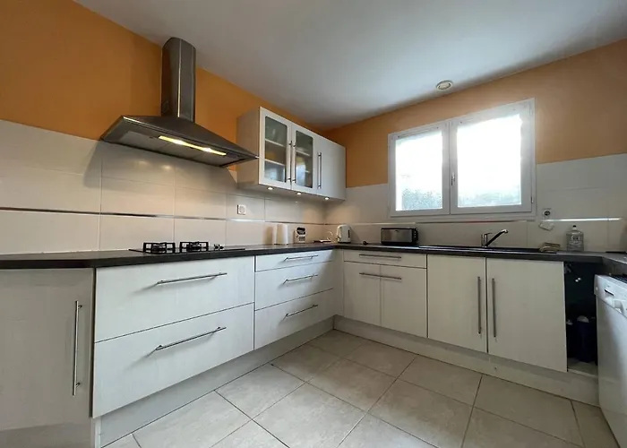 Ferienhaus Grande Maison Familiale Calme, 5 Pieces, 10 Couchages, & Jardin, Le - Fr-1-246a-153