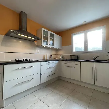 Dom wakacyjny Grande Maison Familiale Calme, 5 Pieces, 10 Couchages, Spa & Jardin, Le Grand-Village-Plage - Fr-1-246A-153