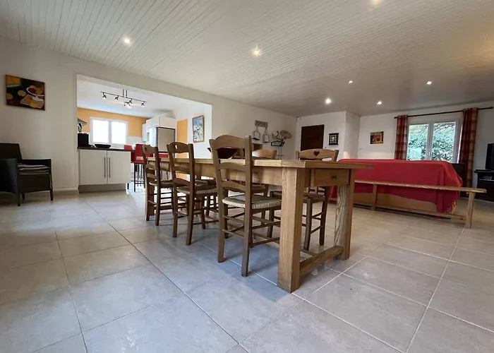 Grande Maison Familiale Calme, 5 Pieces, 10 Couchages, & Jardin, Le - Fr-1-246a-153 * Grand-Village-Plage